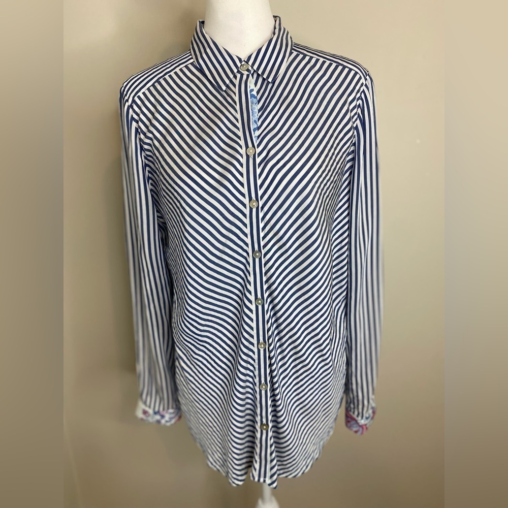 Chicos blue and white striped blouse with paisley floral back & cuff Size 8/10